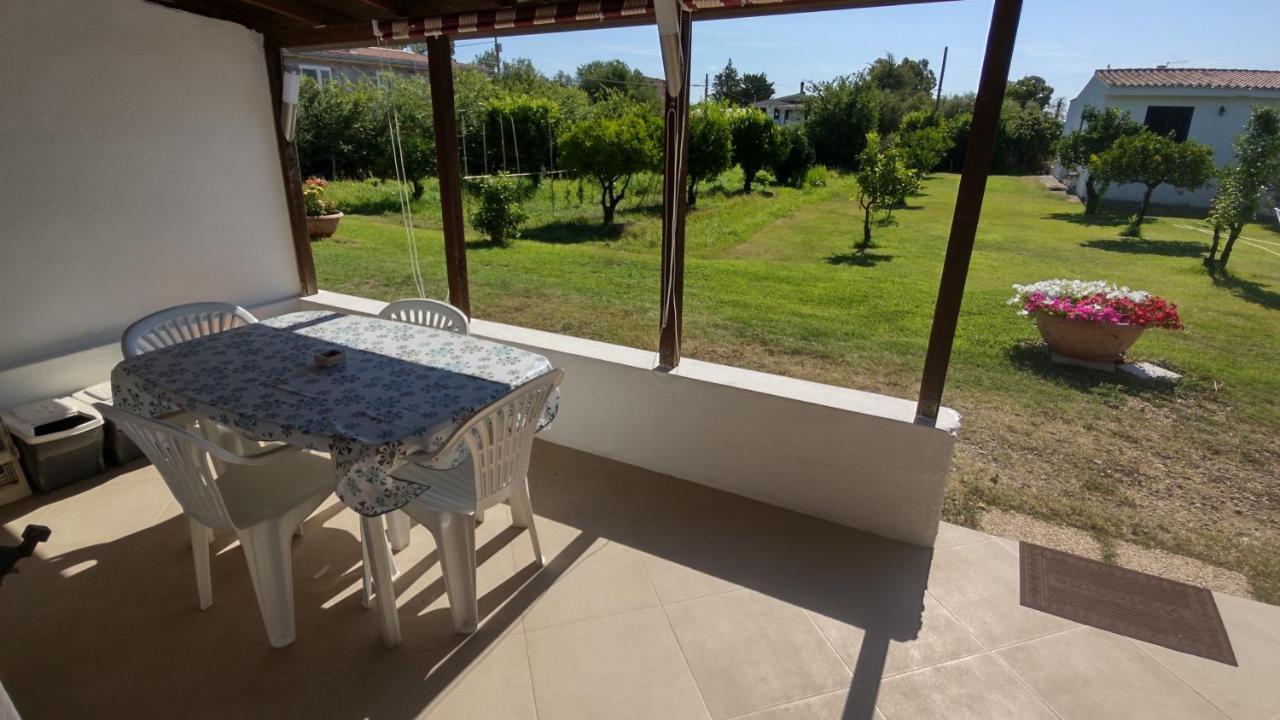 Villa Gladyr Lotzorai Εξωτερικό φωτογραφία