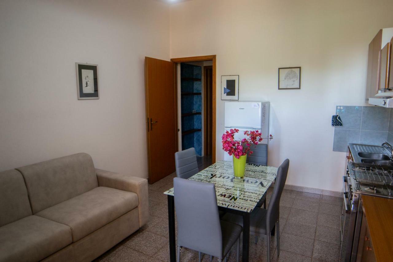 Villa Gladyr Lotzorai Εξωτερικό φωτογραφία
