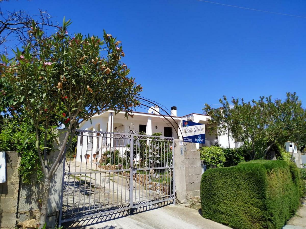 Villa Gladyr Lotzorai Εξωτερικό φωτογραφία